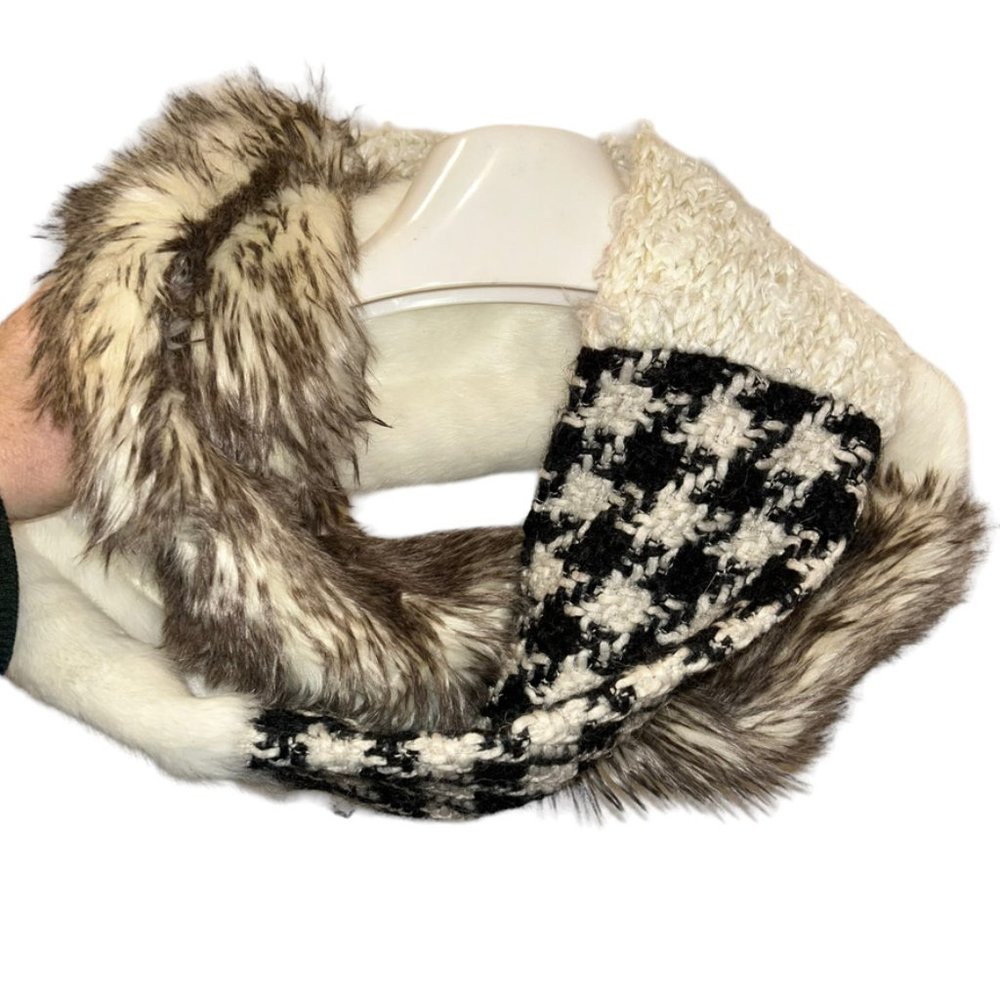 Mixed medium INfinity Scarf Faux fox fur black cream Houndstooth Print W…